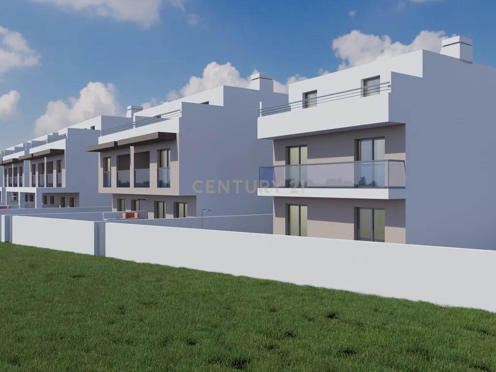 Luxuosa Moradia T3 em Construção com Piscina em Vila Real de Santo António - Image 3